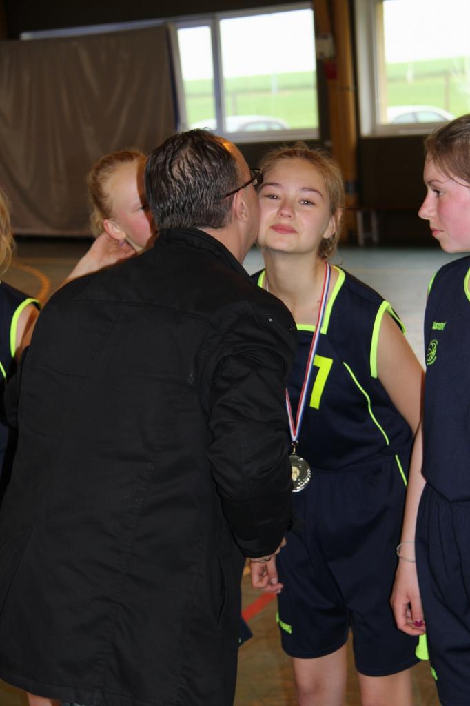 Remise des médailles aux joueuses du BBVB.