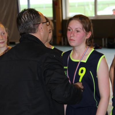 Remise des médailles aux joueuses du BBVB.